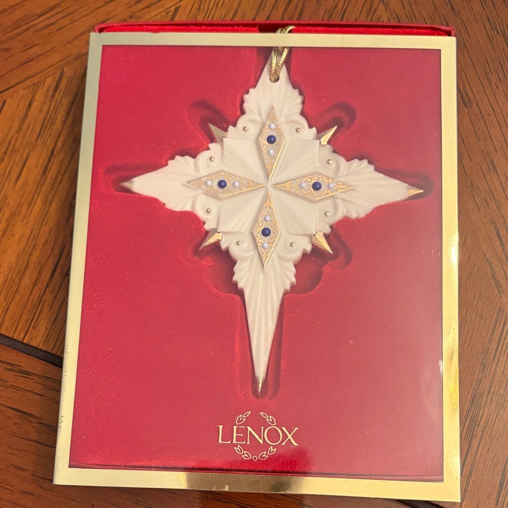 Lenox Star of Bethlehem for Nativity